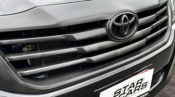 TOYOTA HILUX SRV 2016