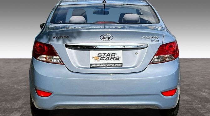 Hyundai Accent GL 2012
