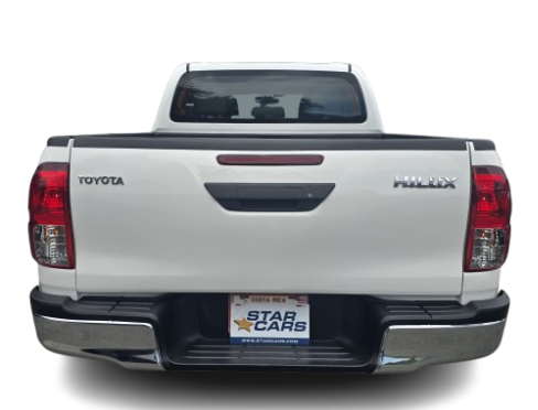 TOYOTA HILUX 2023