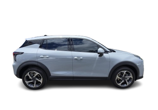 LYNK & CO 06 2025
